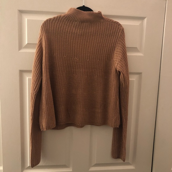 Plunge Neck Choker Sweater - Picture 3 of 3